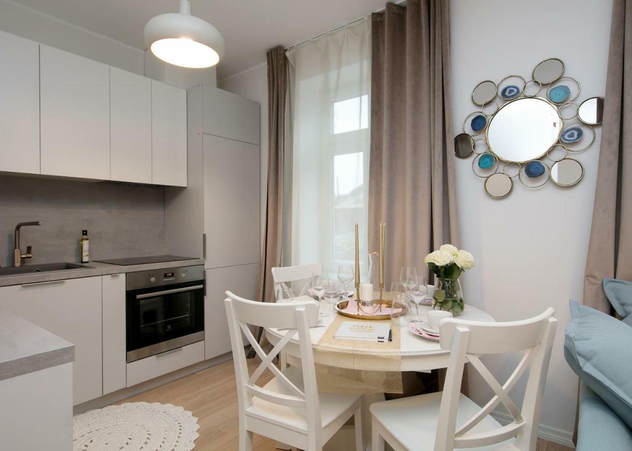 Апартамент Modern Quiet 2 Bedroom Near Center *