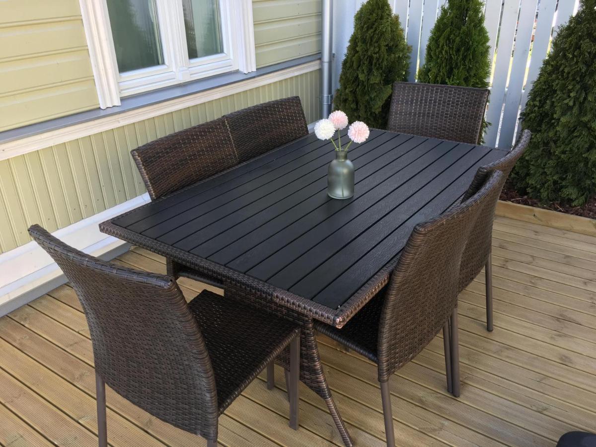 Апартамент Modern Quiet 2 Bedroom Near Center